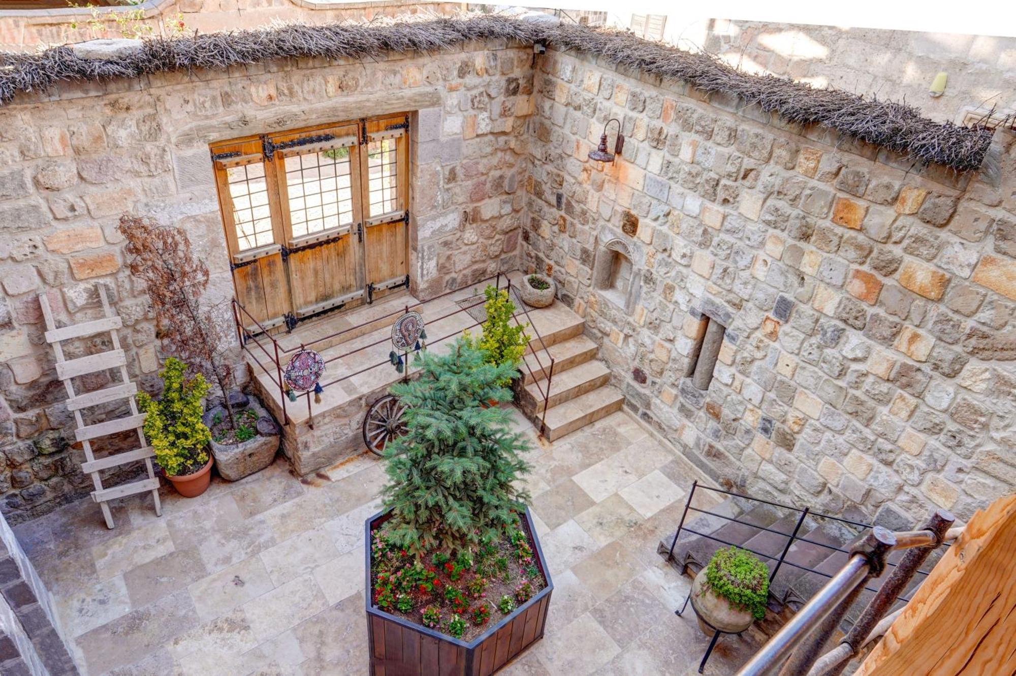 Vasil Cave Hotel 乌奇希萨尔 外观 照片